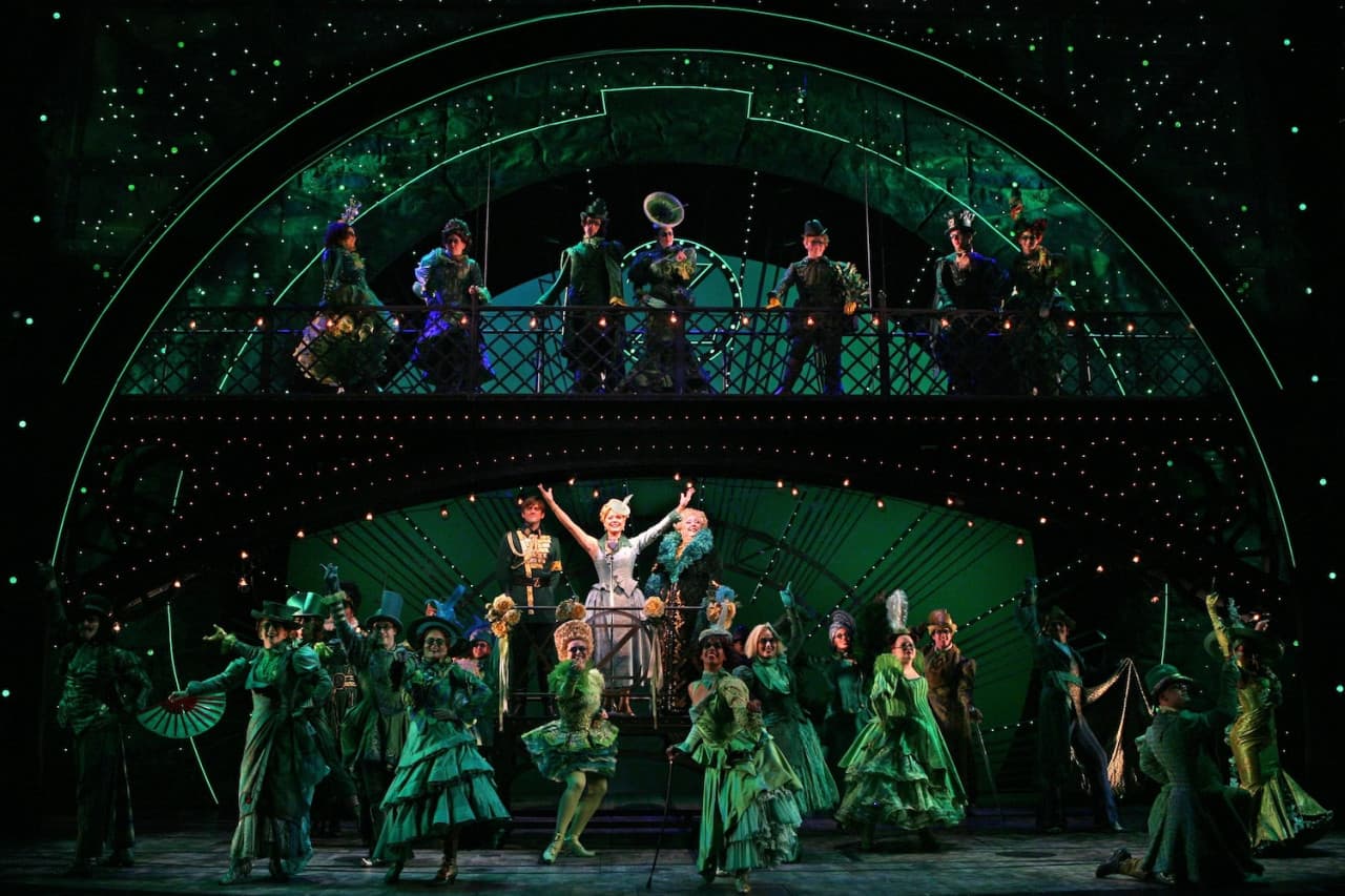 Wicked Broadway Show Ticket in New York - image 2